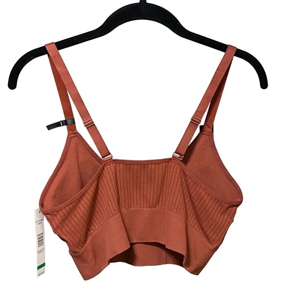 Tahari Ribbed Seamless Bra Marsala Large NWT Adjustable Straps Removable Pads - Picture 2 of 5